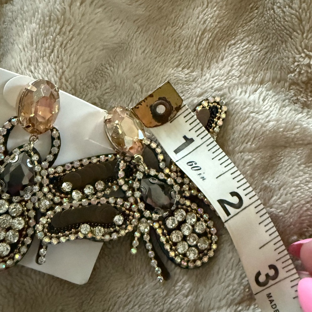 Bee statement earrings - Picture 2 of 3